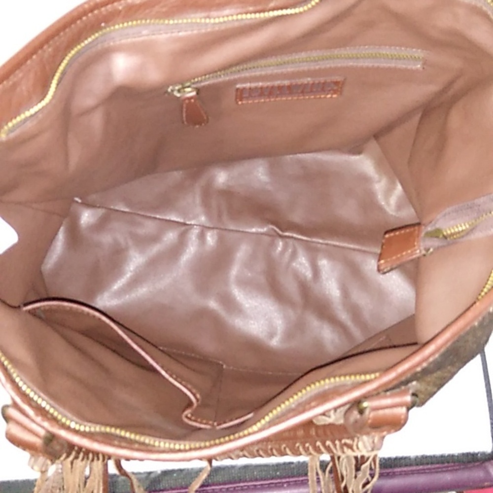 Idyllwind leather and cow hair large tote and wallet - Picture 11 of 16